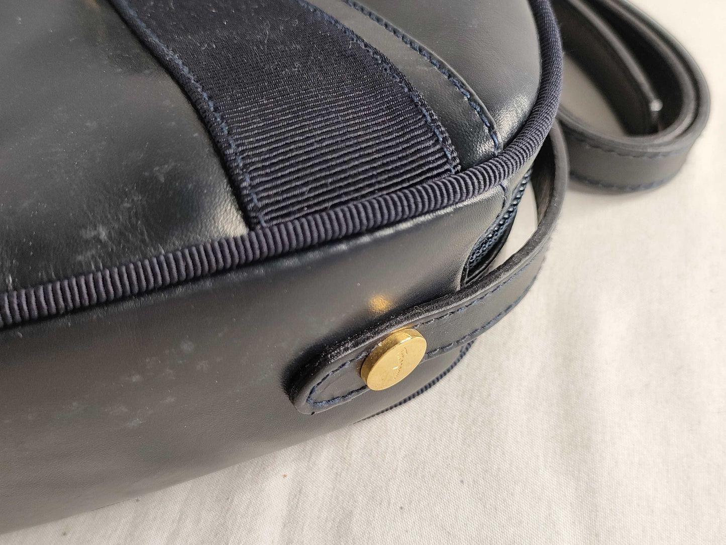 Salvatore Ferragamo Vala Ferragamo Vala Shoulder Bag Shoulder Bag