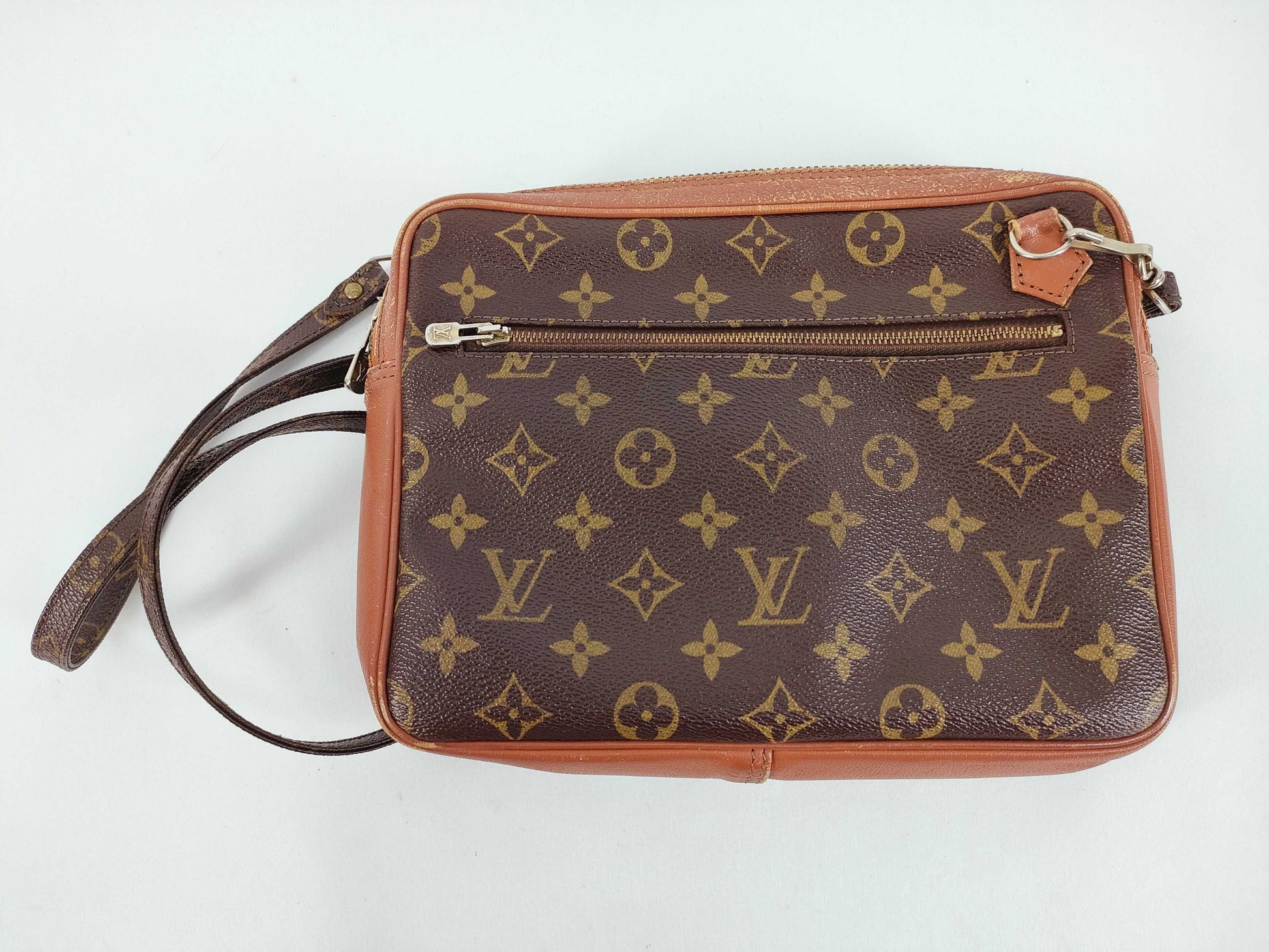 LOUIS VUITTON Monogram LV Monogram Saxpo Shoulder Bag Shoulder Bag