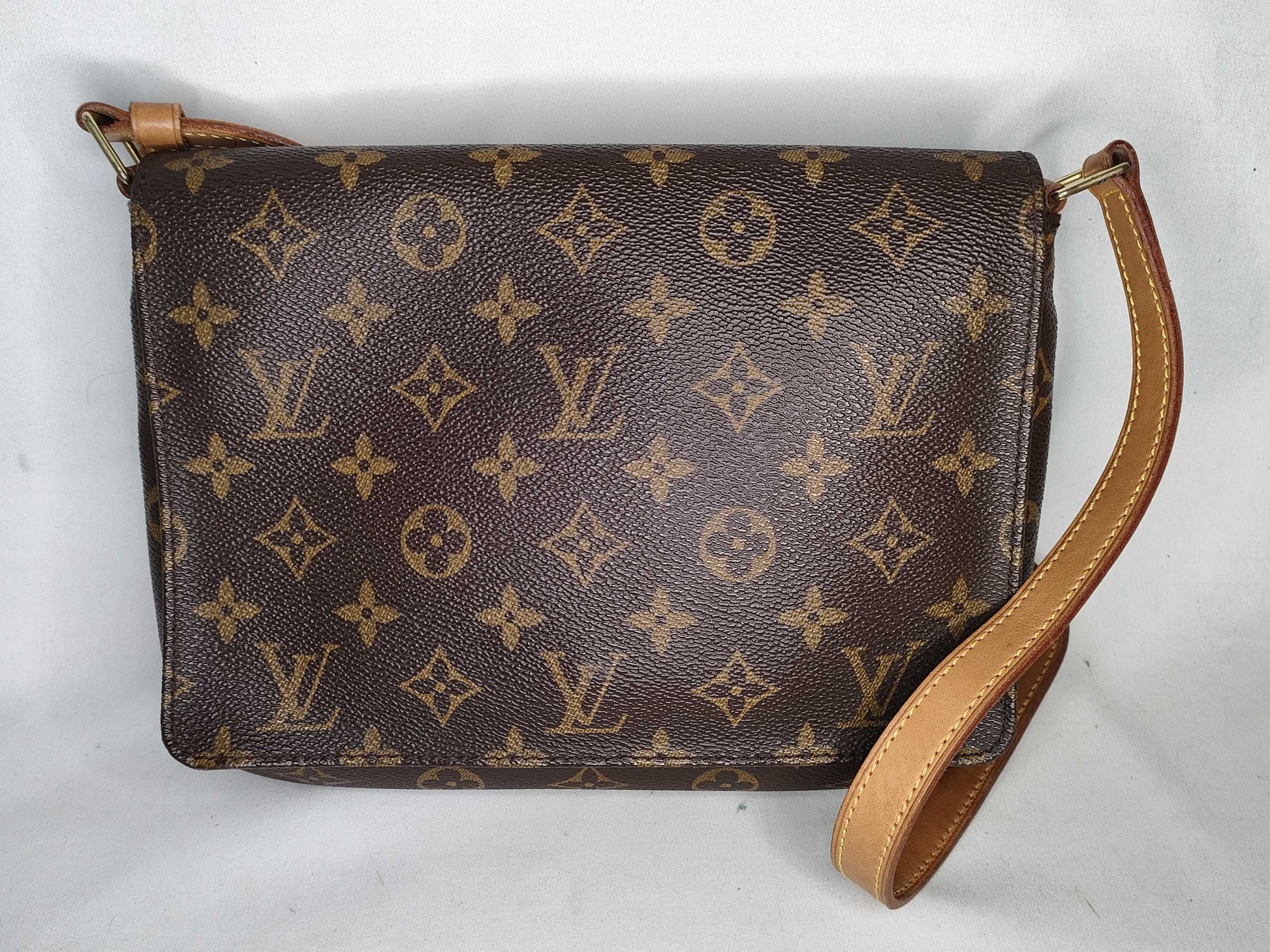 LOUIS VUITTON Monogram LV Monogram Musette Tango M51257 SP1929 Shoulder Bag