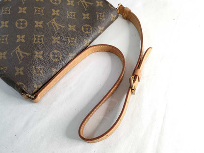 LOUIS VUITTON Monogram LV Monogram Musette Tango M51257 SP1929 Shoulder Bag