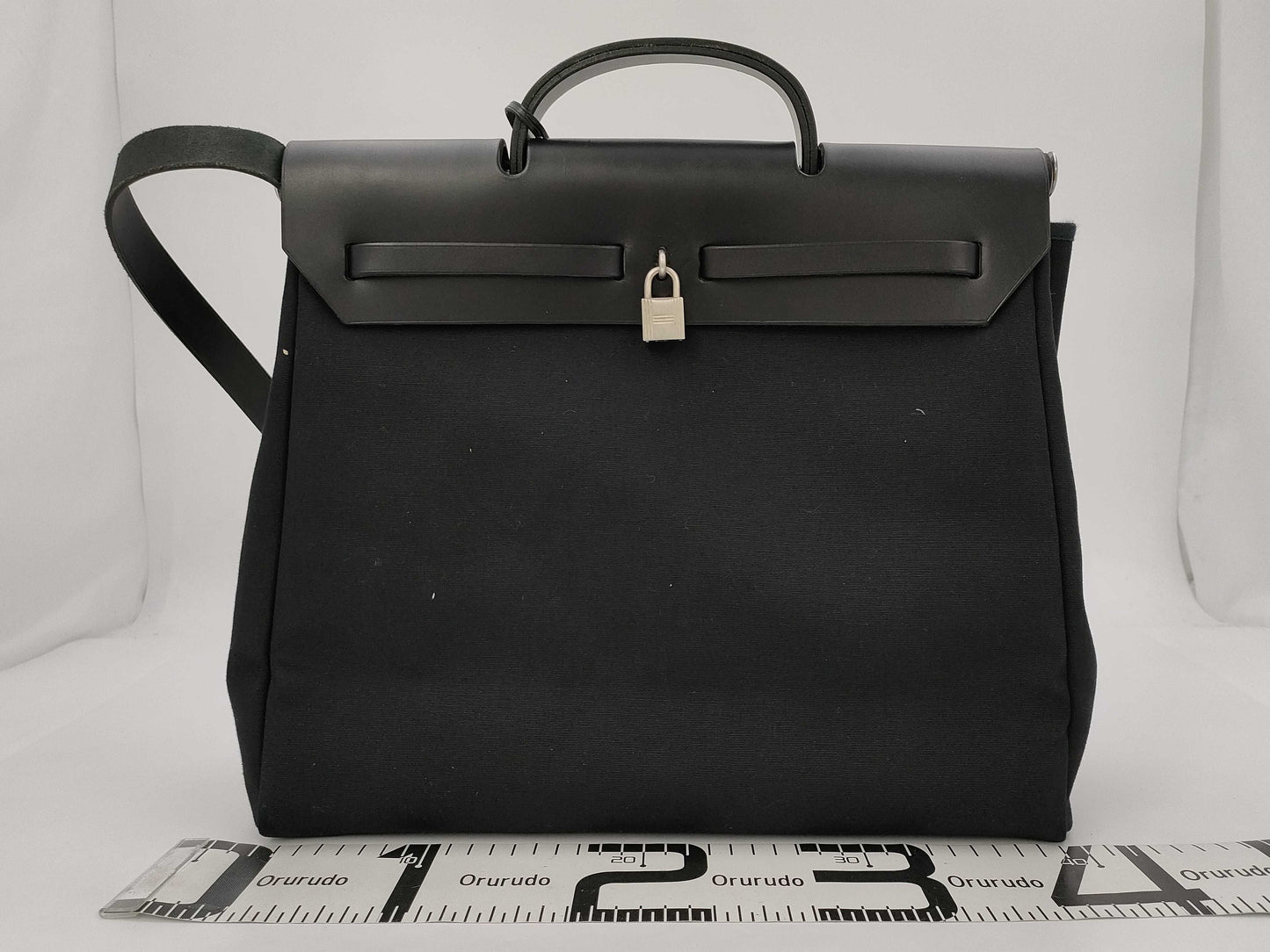HERMES Ale Bag MM □O Bag