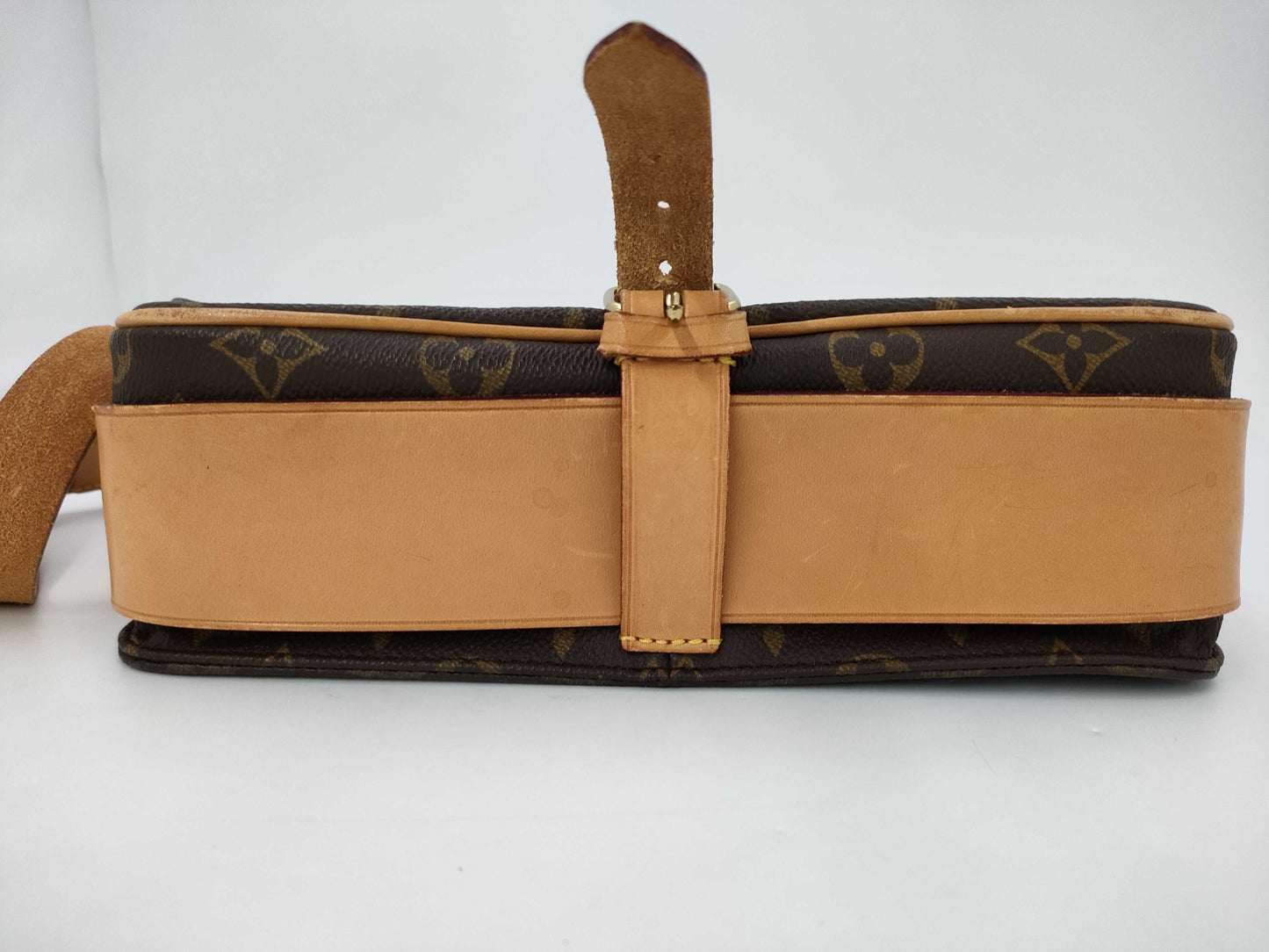 LOUIS VUITTON Louis Vuitton Monogram Cartociere GM Shoulder Bag