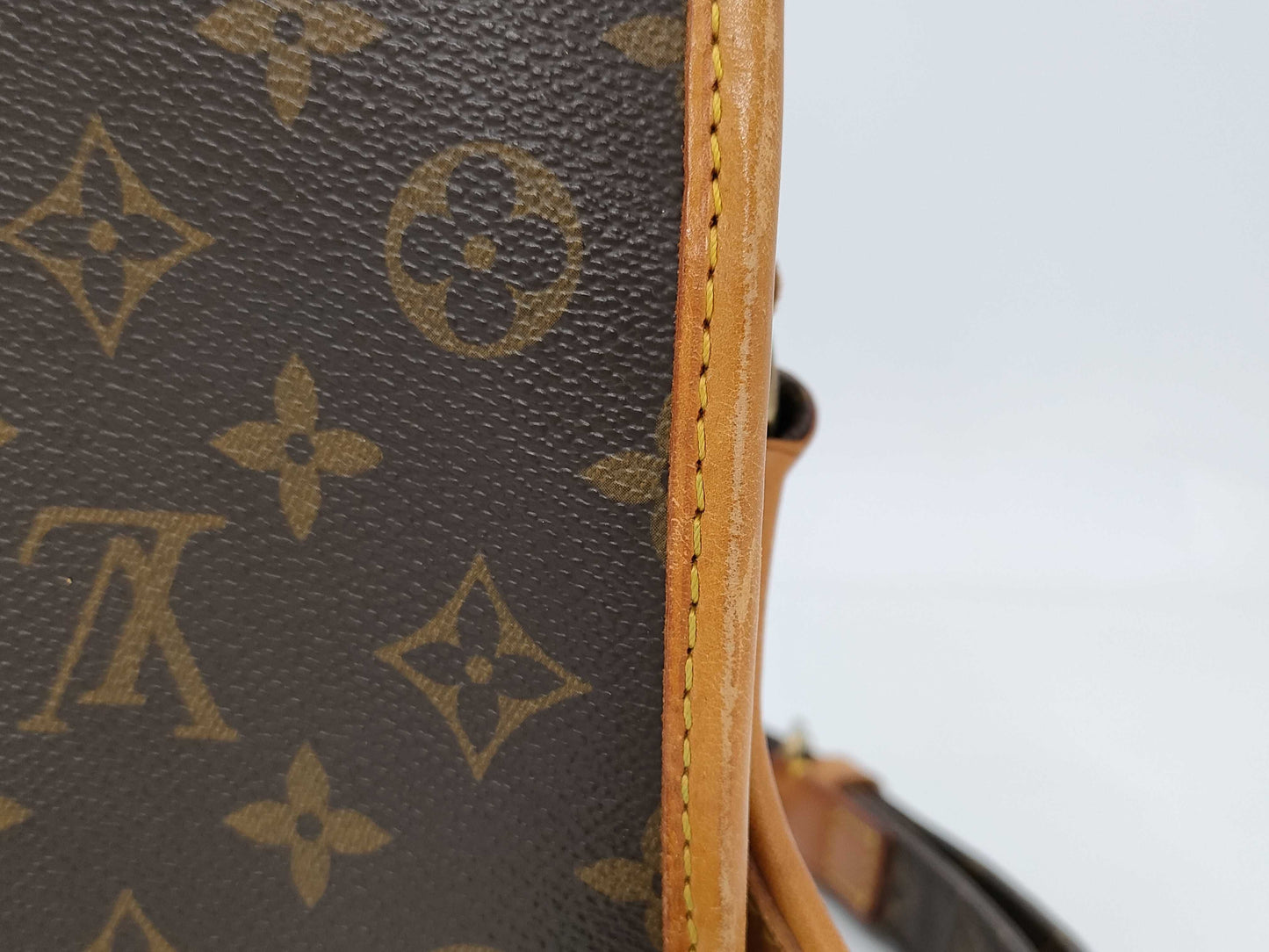 LOUIS VUITTON Louis Vuitton Monogram Marne Shoulder Bag