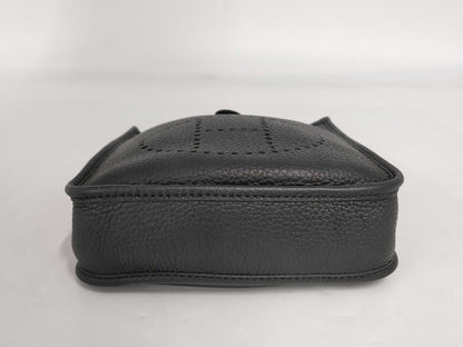 HERMES Evelyn TPM Black Gold Hardware Z-Engraved Shoulder Bag