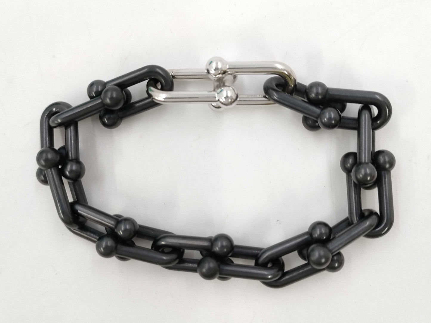 Tiffany&Co. Hardware Large Link Titanium WG Au750 49.0g Bracelet Bangle 