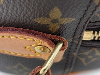 LOUIS VUITTON Vuitton Bag Blower M51221 BA0092 Shoulder Bag