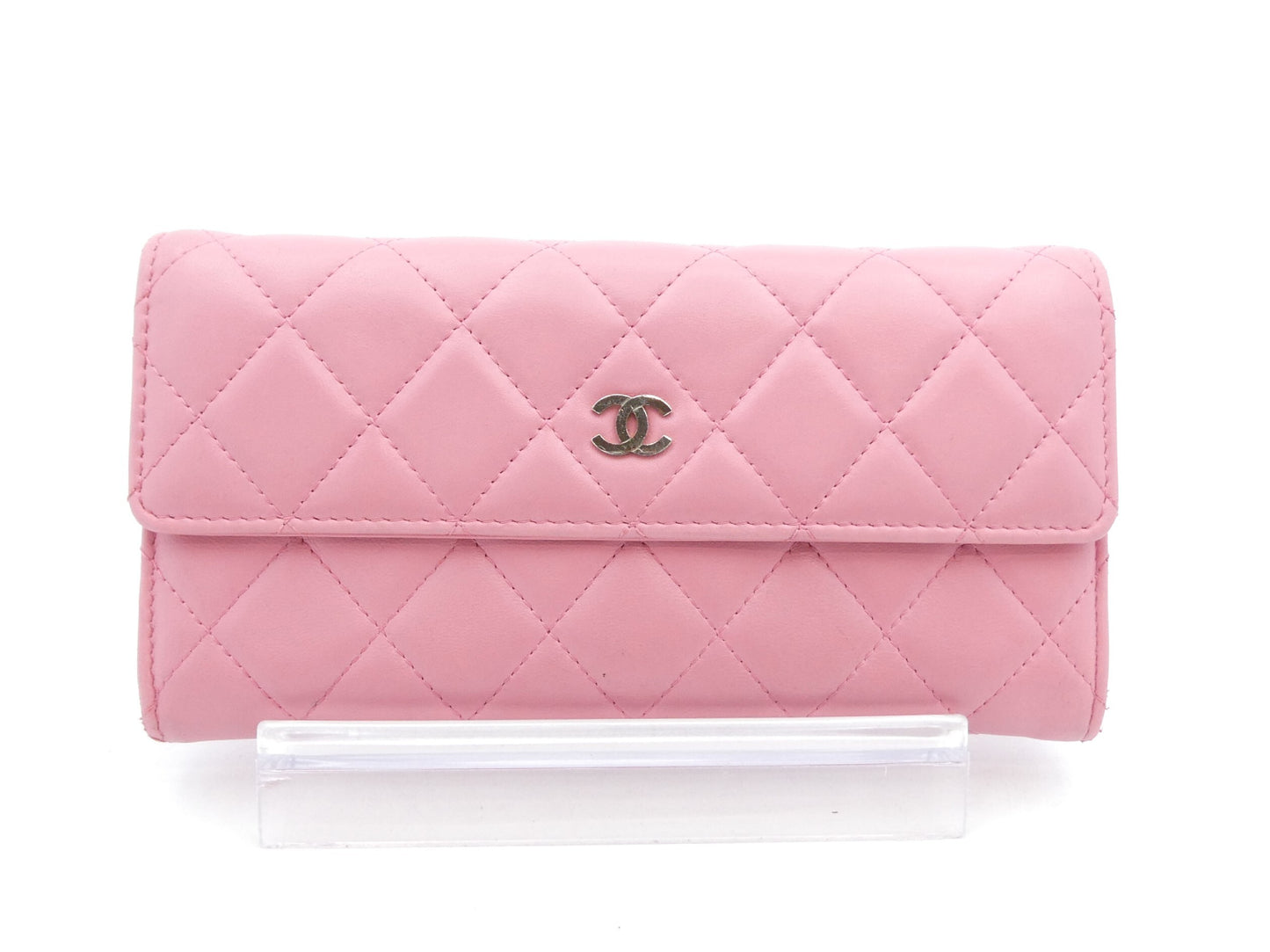 CHANEL Matrasse Cocomark Wallet