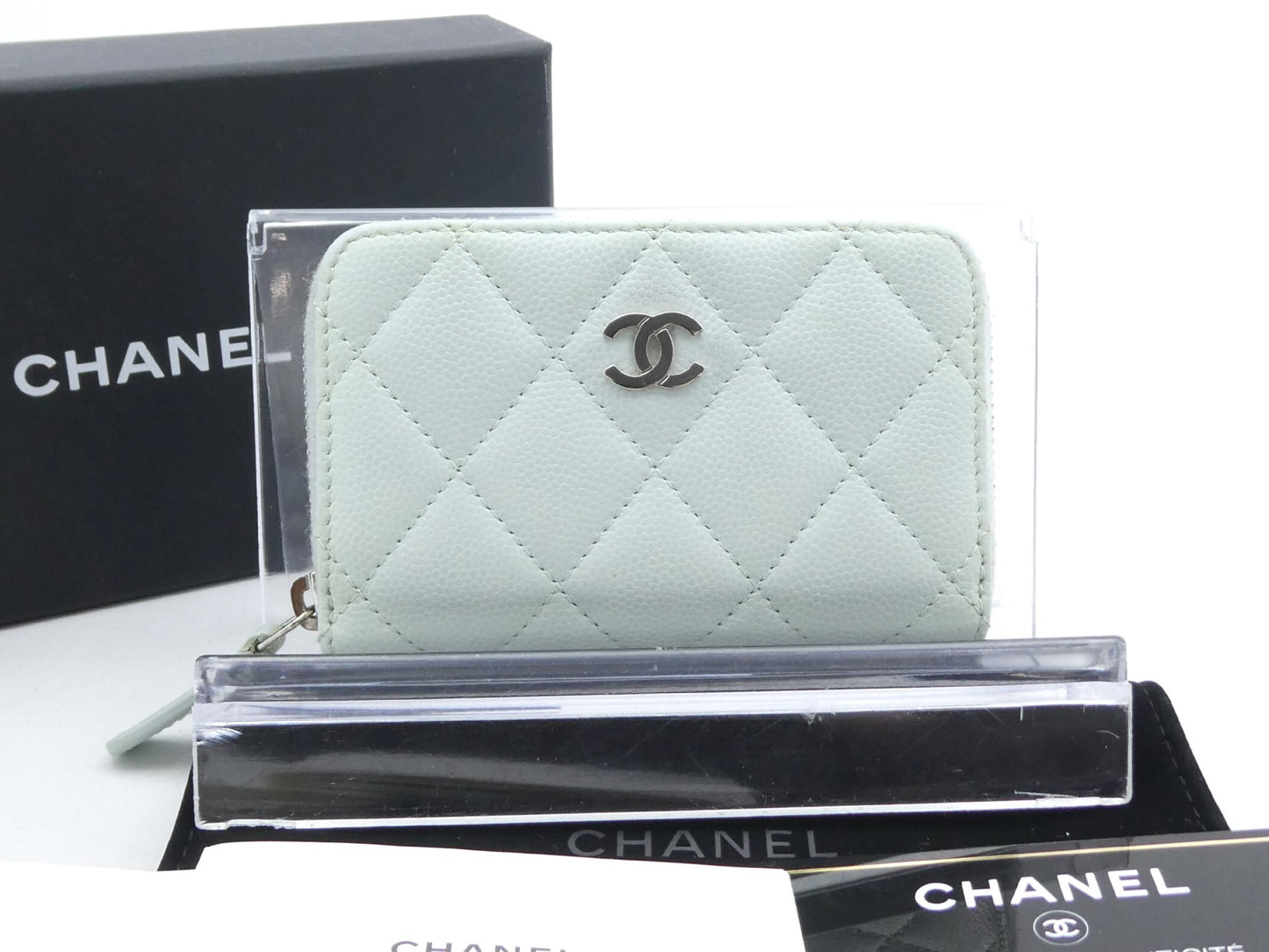 CHANEL Matlasse Cocomark Caviar Skin Coin Case