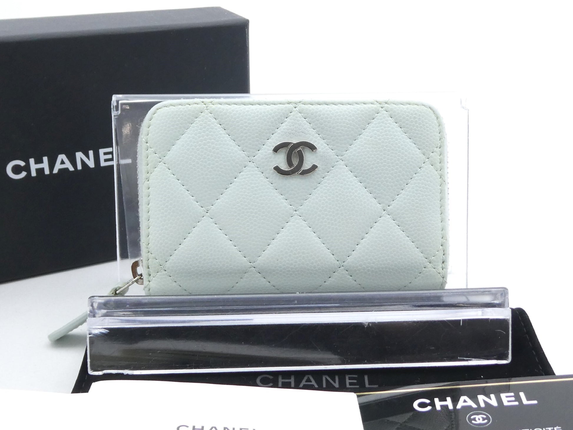 CHANEL Matlasse Cocomark Caviar Skin Coin Case