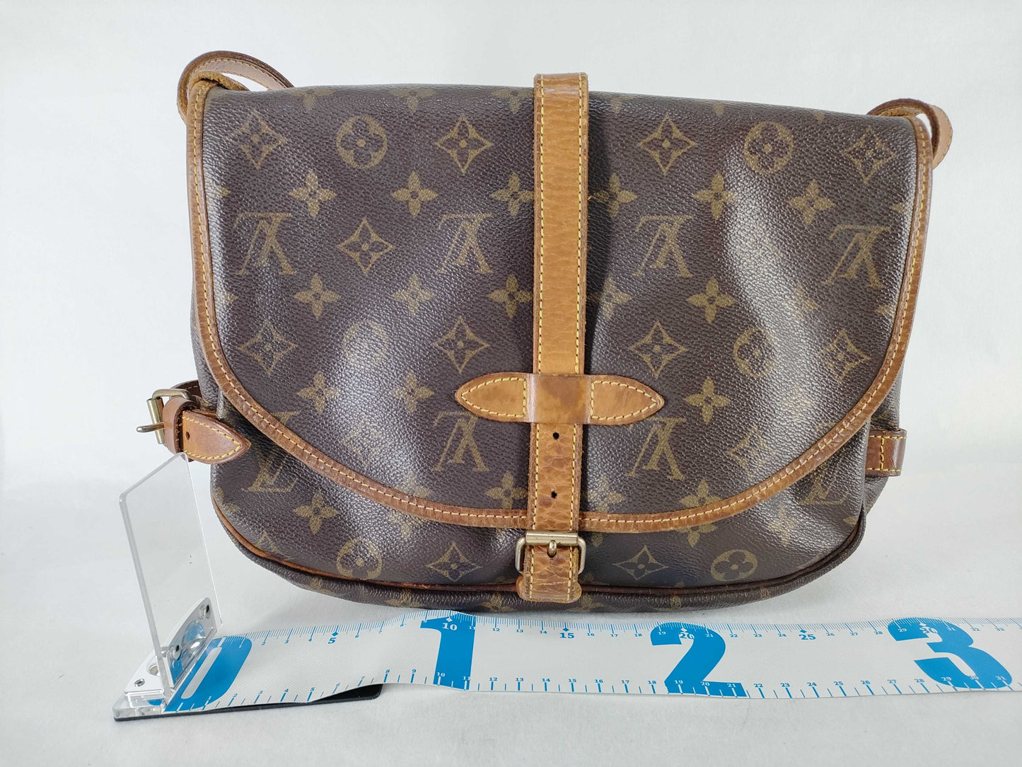LOUIS VUITTON Monogram Louis Vuitton Saumur 30 M42256 Shoulder Bag