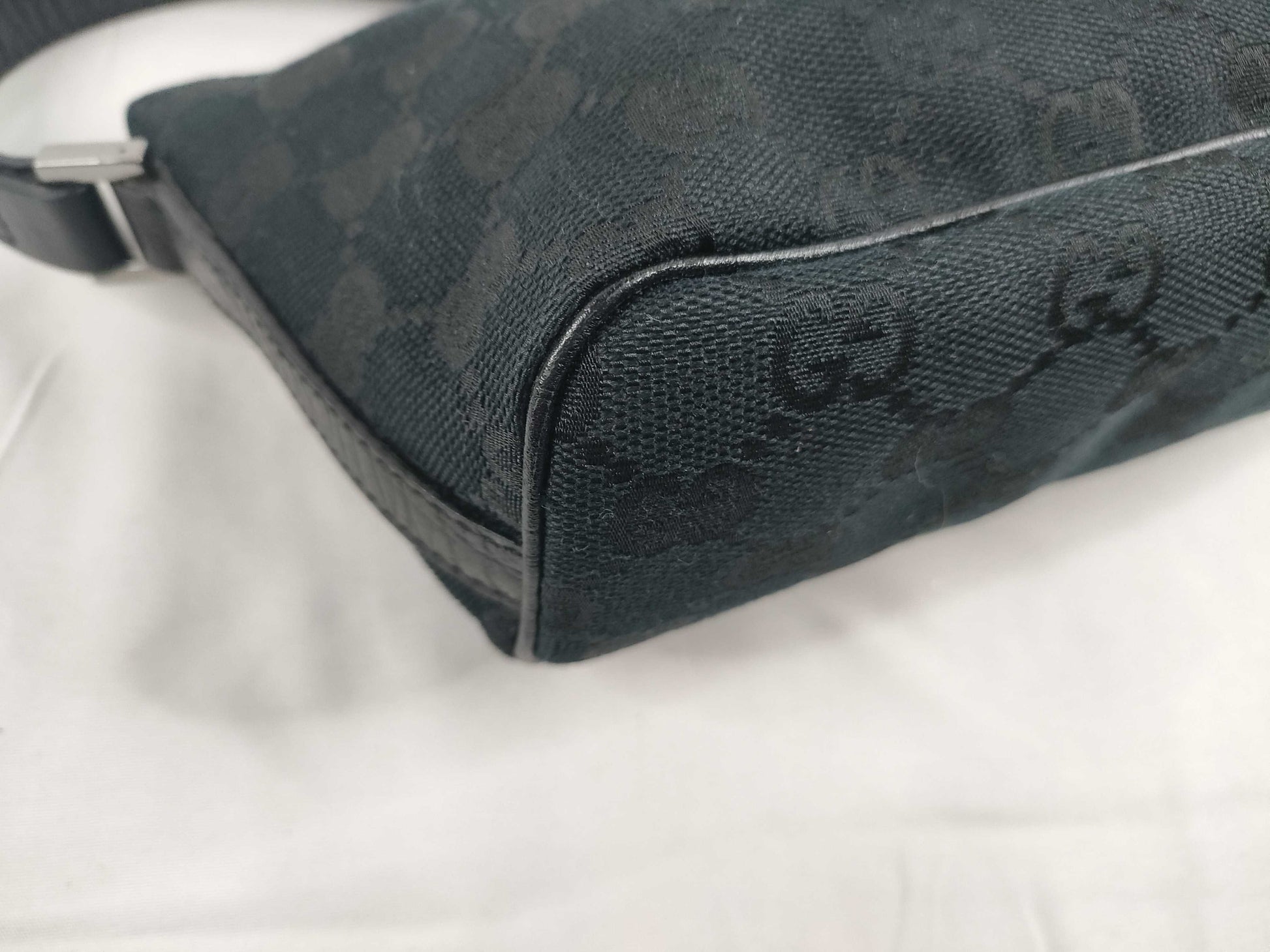 GUCCI GG Canvas Gucci GG Canvas Bag Sherry Black Handbag