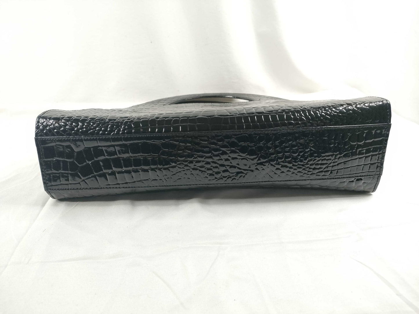 Yves Saint Laurent Handbag Croco-Embossed Black Handbag