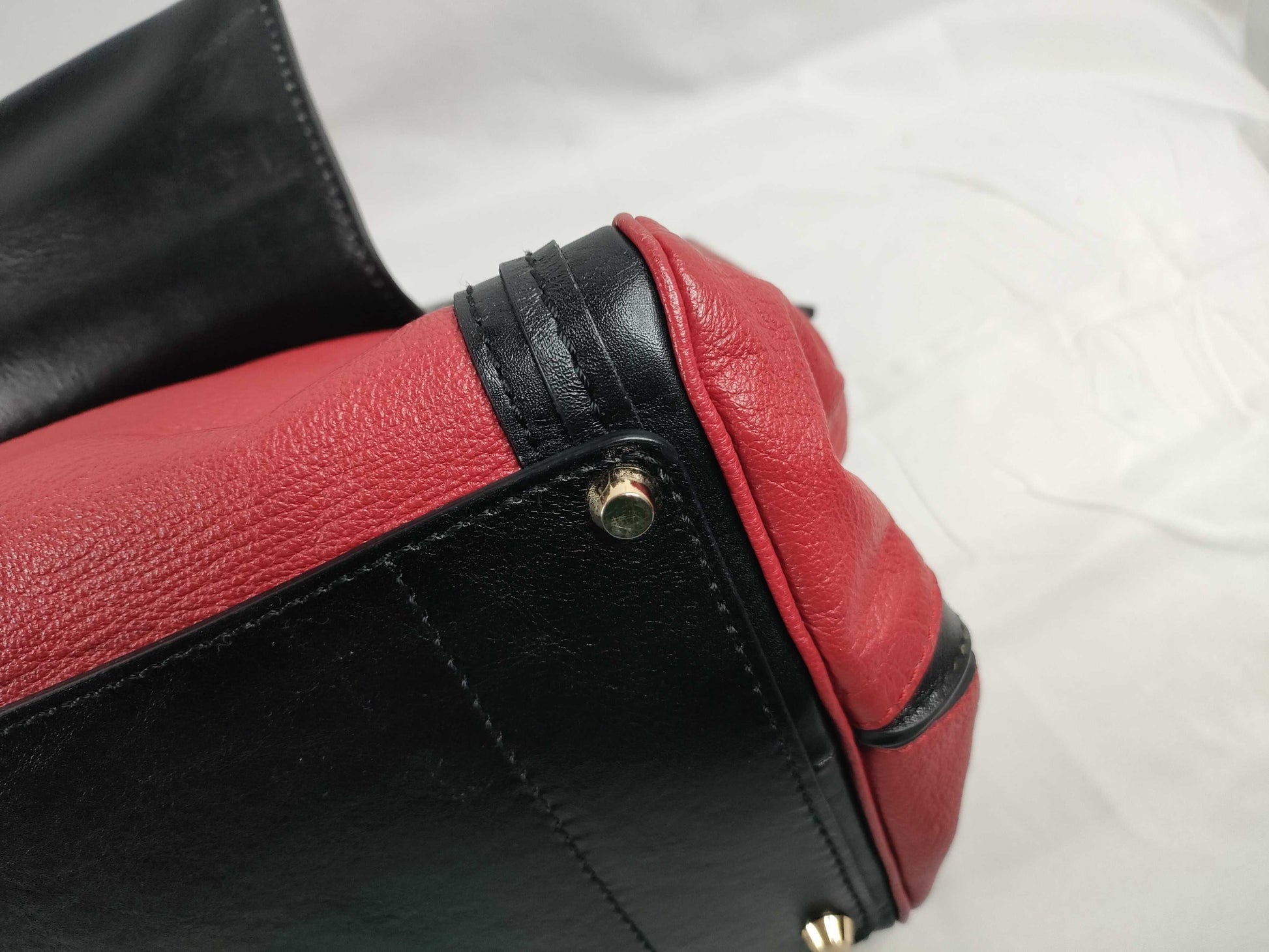 Chloe Chloe Alice 2-WAY Handbag with Long Strap Red Black Handbag