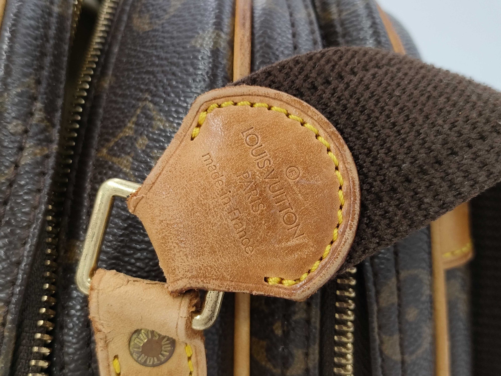 LOUIS VUITTON Monogram Reporter PM Shoulder Bag