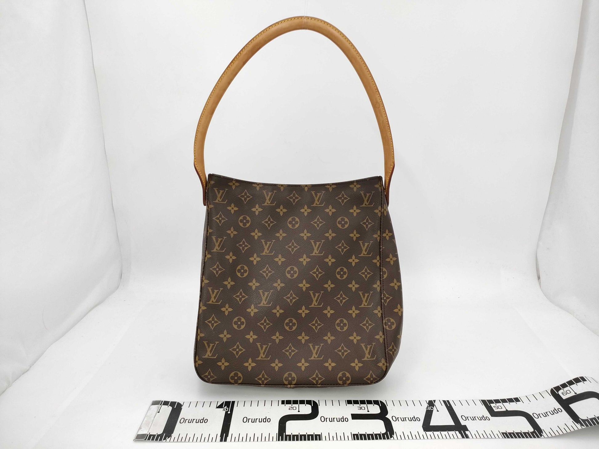 LOUIS VUITTON Louis Vuitton Monogram Looping GM Handbag