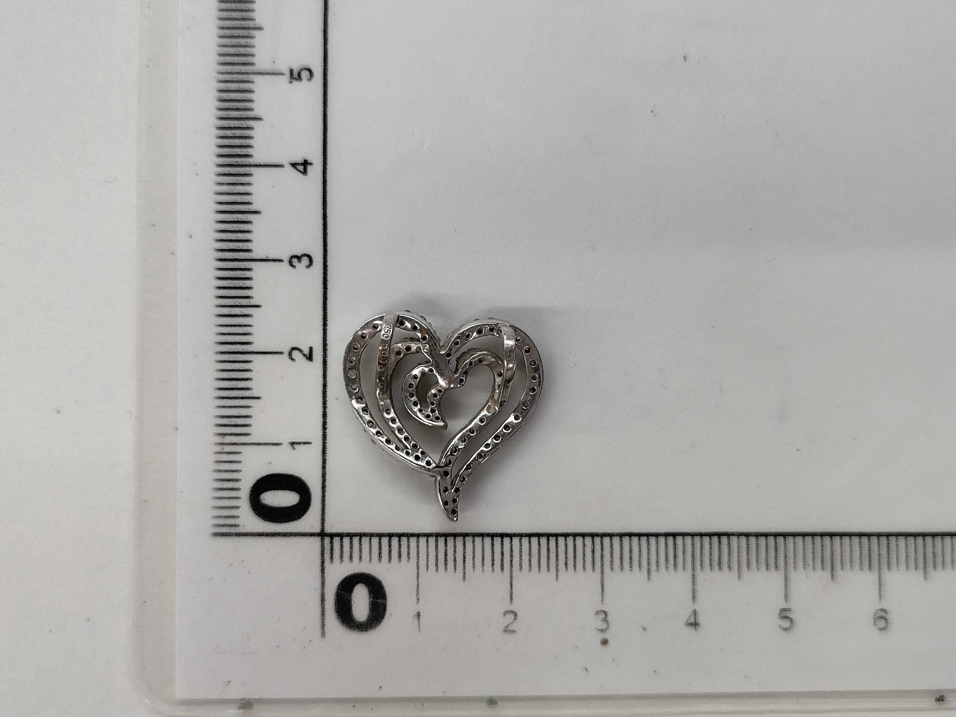 D0.70ct 750 3.7g Pendant top 