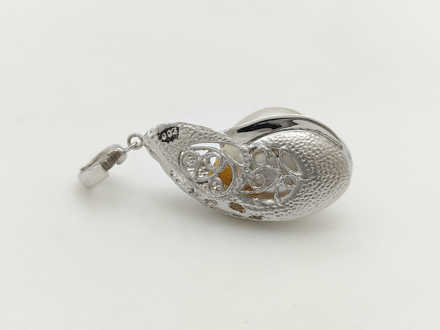 Semi-Round Pearl, Diameter: Approx. 16.0mm, D0.03ct, 14K White Gold, 12.4g Pendant Top 