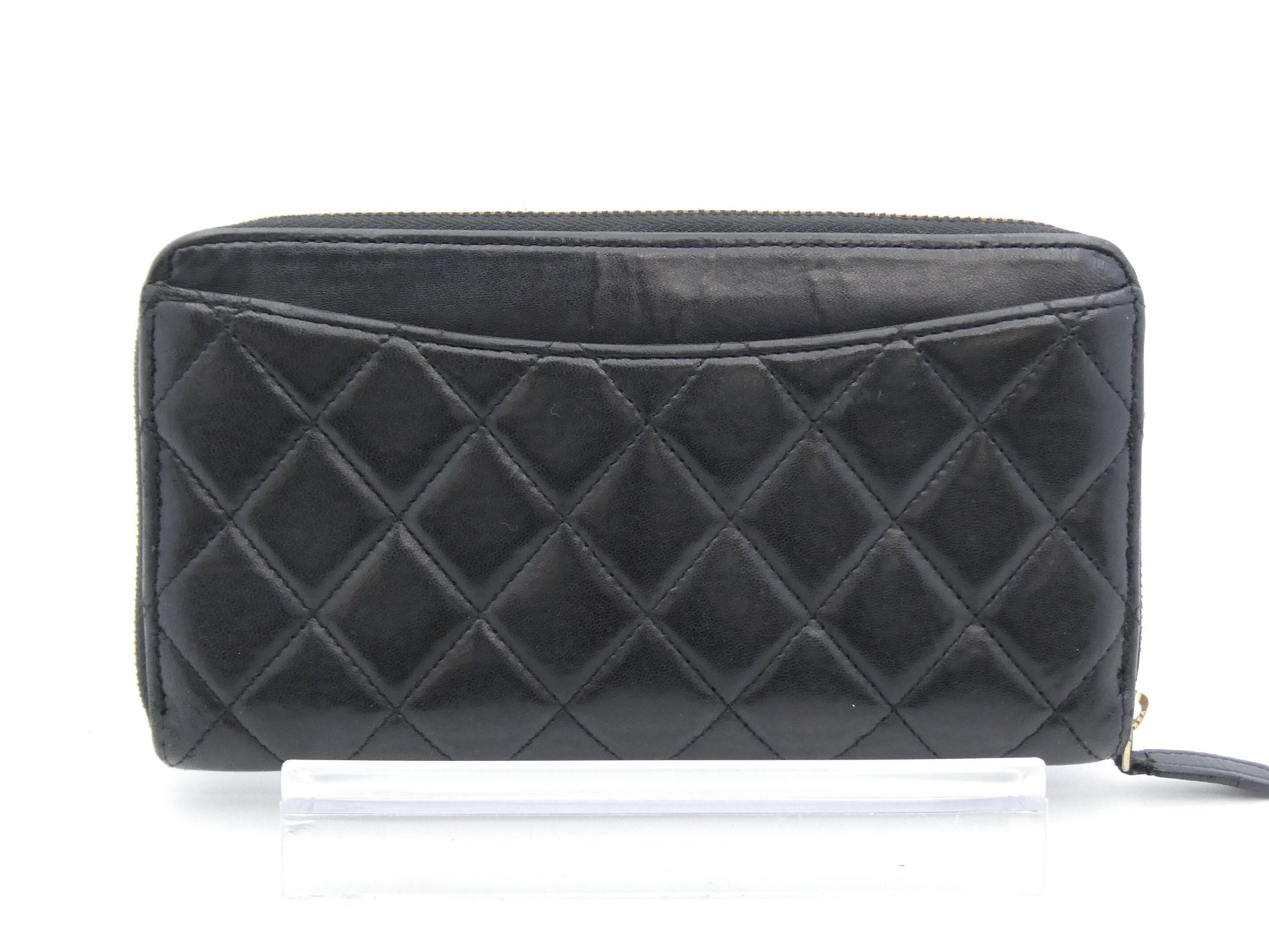 CHANEL Matlasse Cocomark Round Zipper Wallet