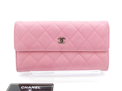 CHANEL Matrasse Cocomark Wallet