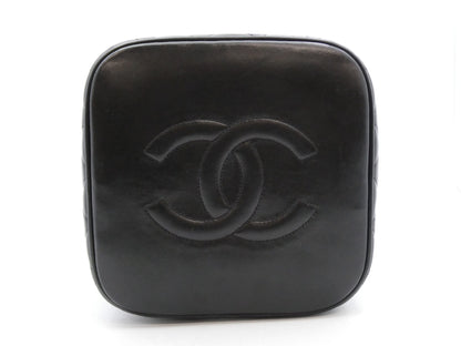 CHANEL Matrasse Leather Vanity Bag