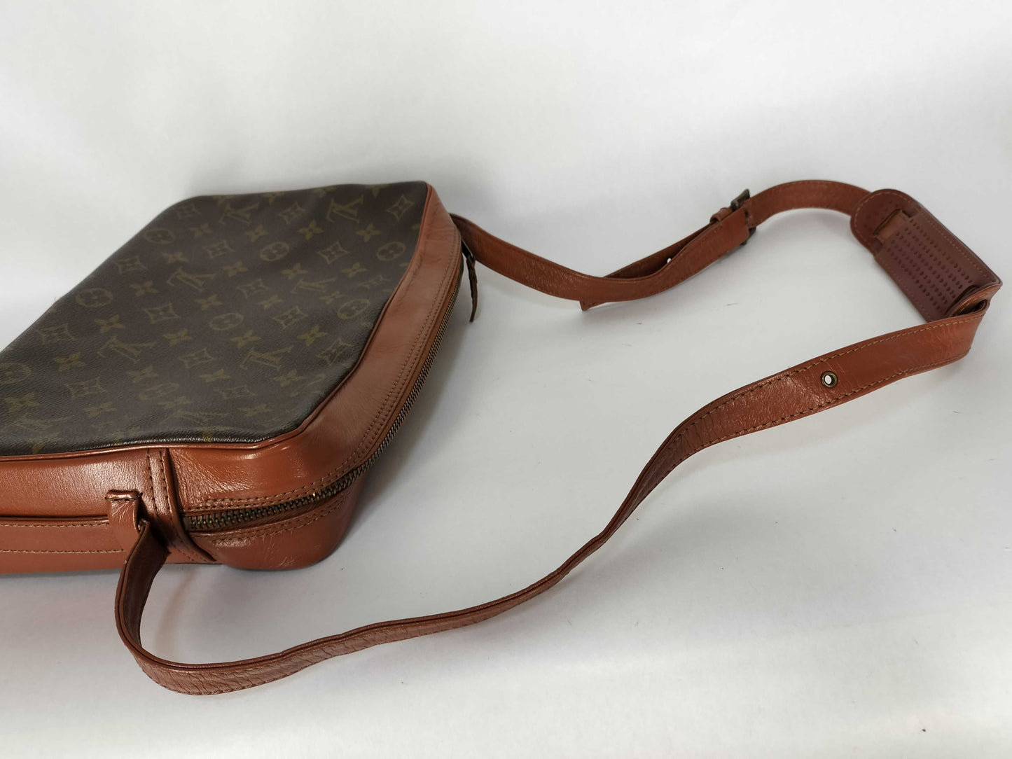 LOUIS VUITTON Monogram LOUIS VUITTON Monogram Sack Bantriere Vintage Shoulder Bag Shoulder Bag
