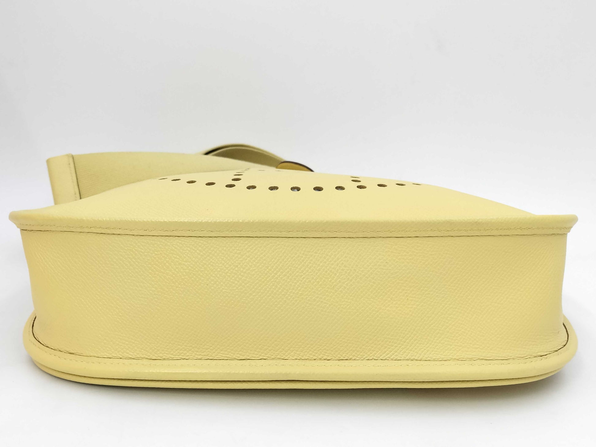 HERMES Leather Evelyn Shoulder Bag Yellow T-Engraved Shoulder Bag