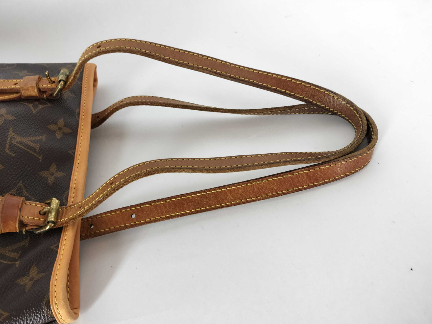 LOUIS VUITTON Monogram Louis Vuitton Bucket pm Tote Bag