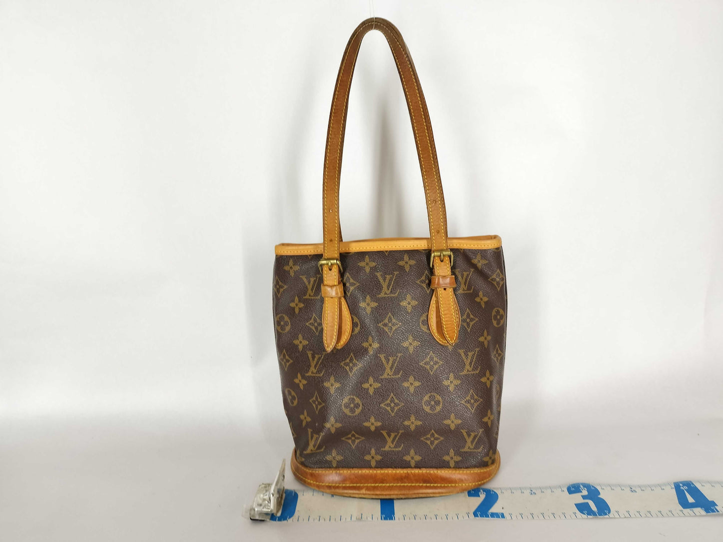 LOUIS VUITTON Monogram Louis Vuitton Bucket pm Tote Bag