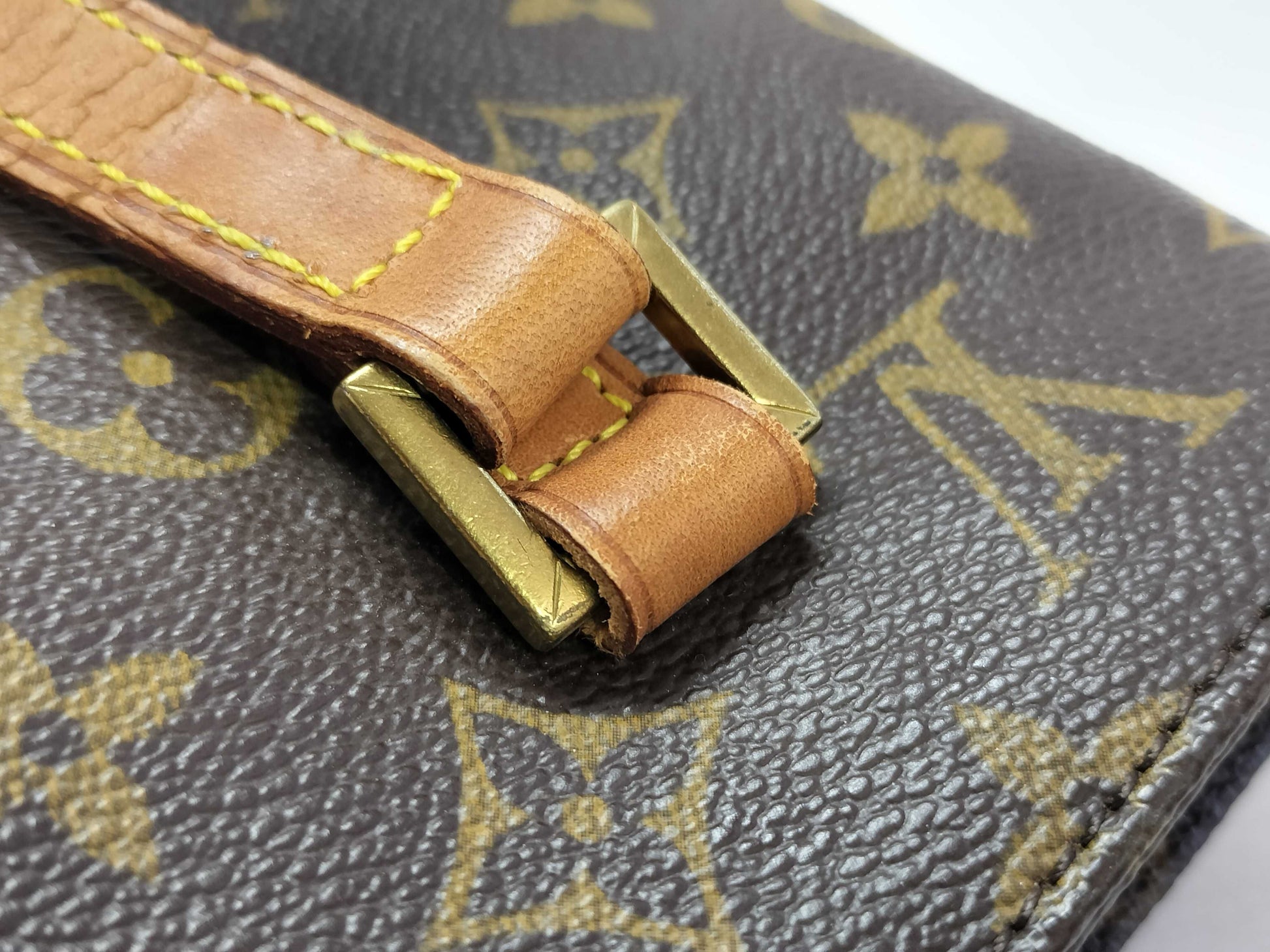 LOUIS VUITTON Monogram Louis Vuitton Vinvin Ann PM Handbag