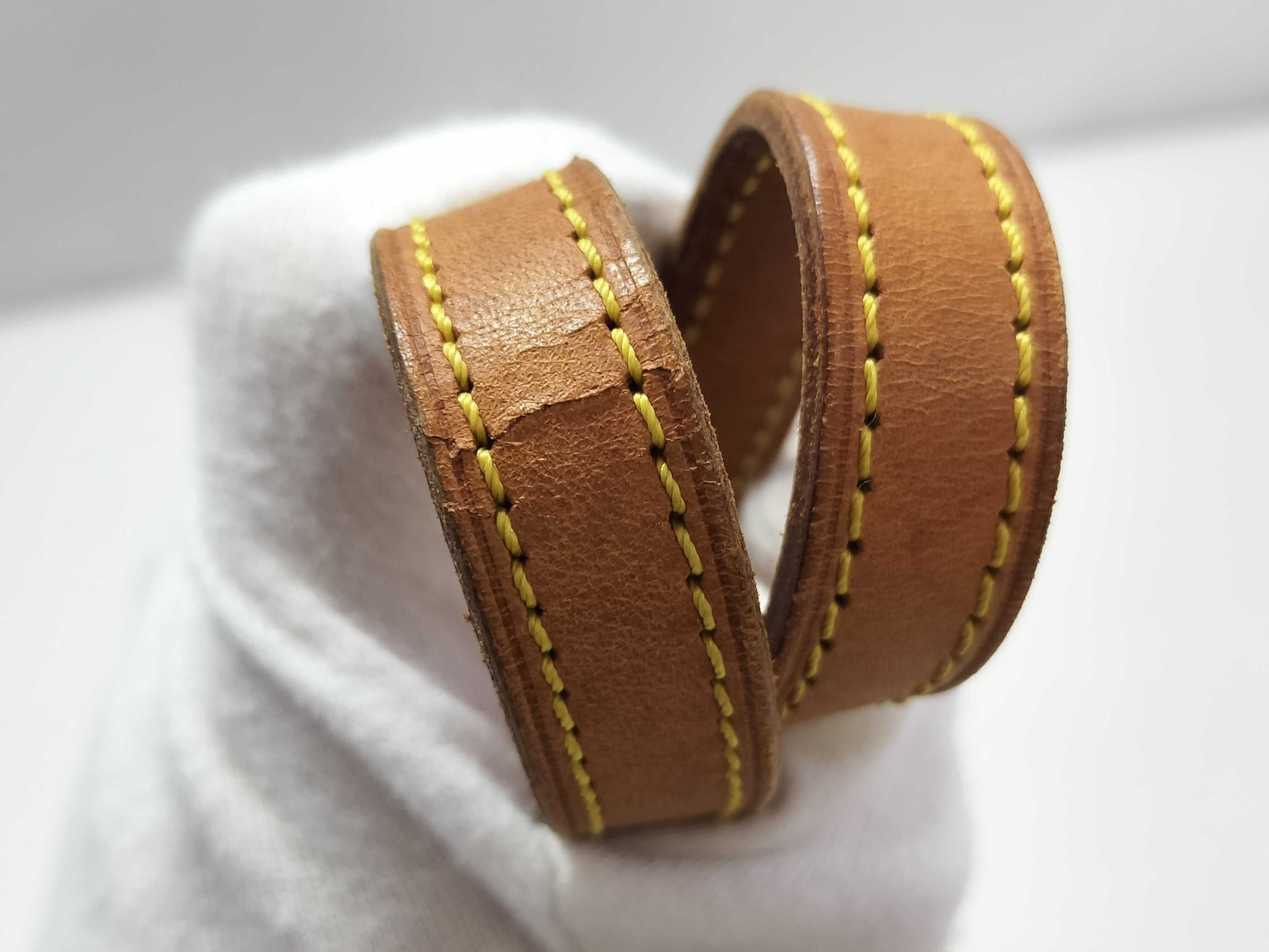 LOUIS VUITTON Monogram Louis Vuitton Vinvin Ann PM Handbag