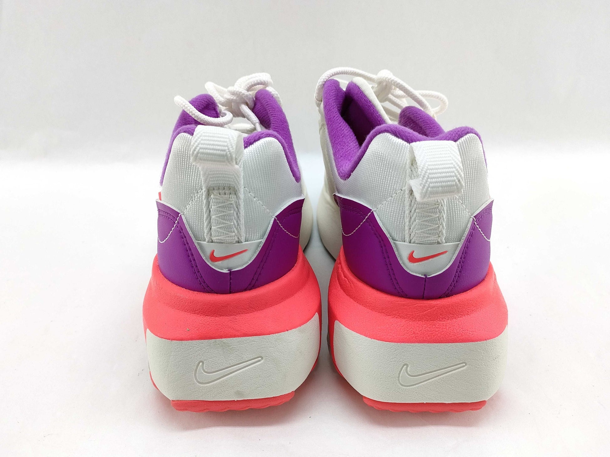 NIKE NIKE 25.0 Sneakers