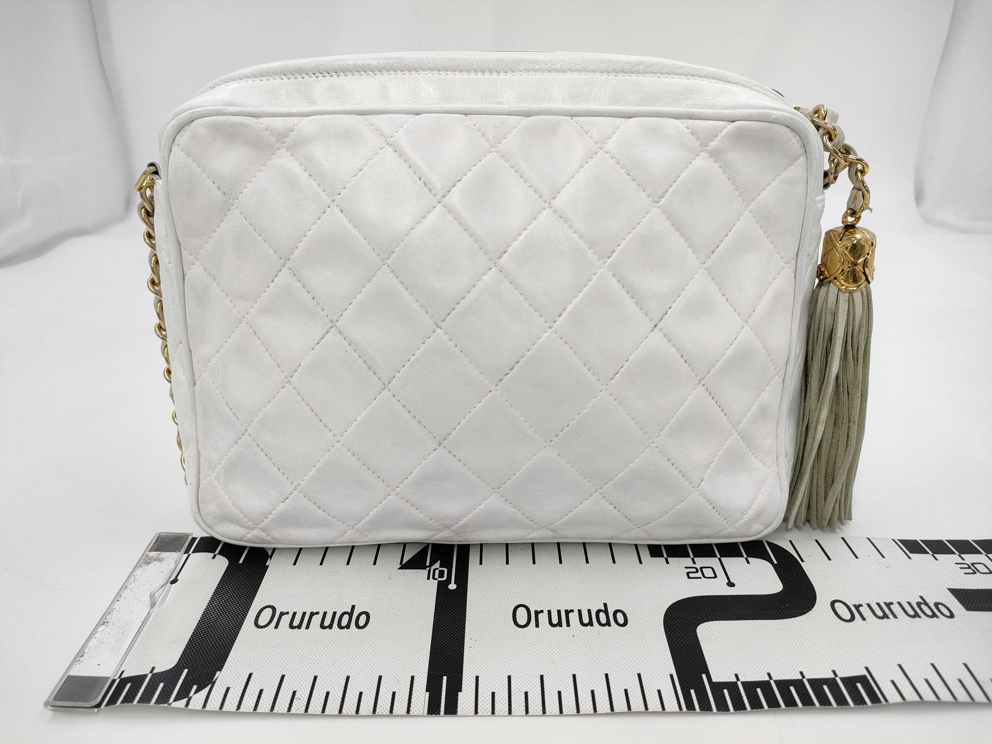 CHANEL Matlassse Lambskin Chain Shoulder Seal Bag