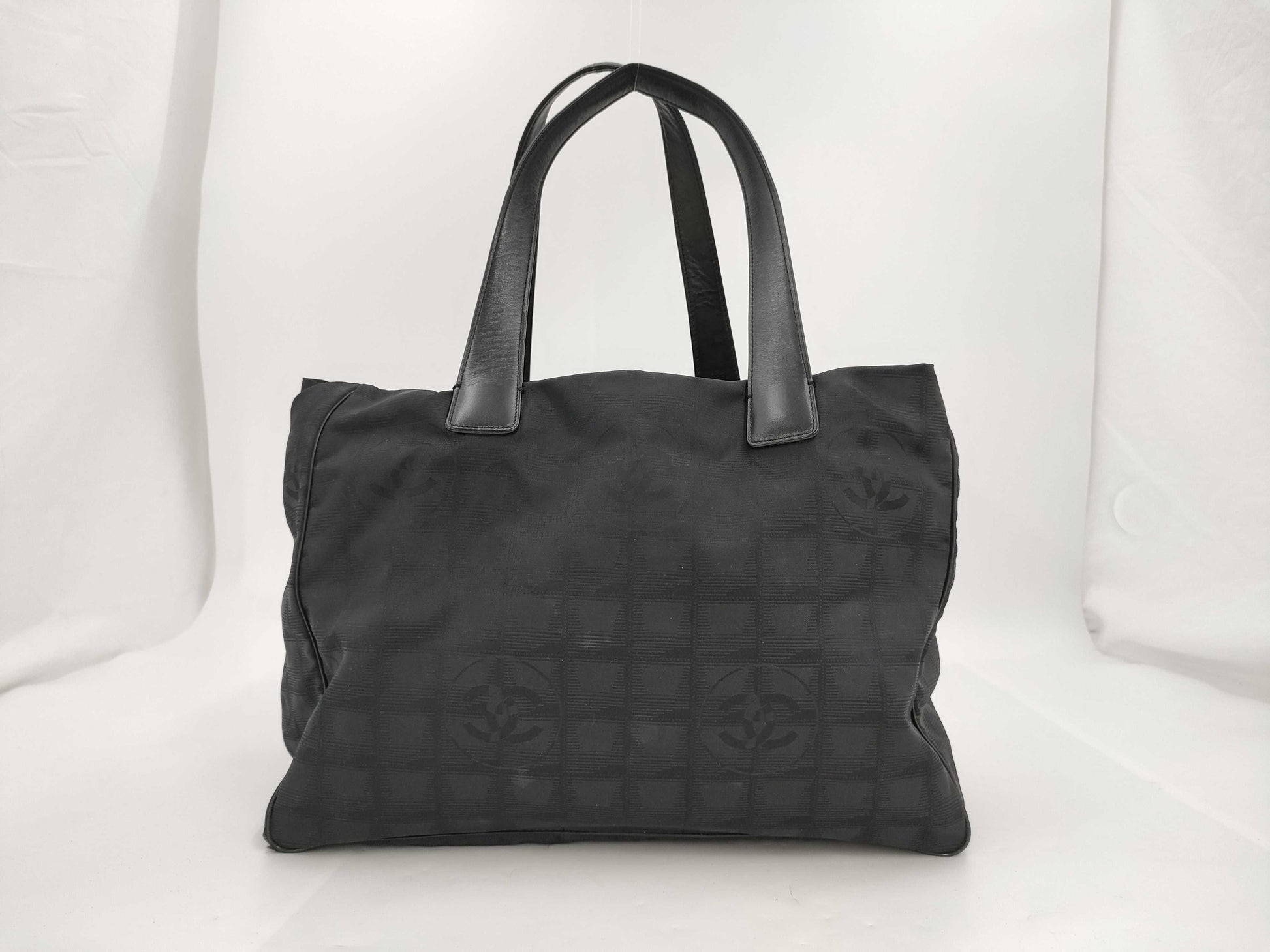 CHANEL CHANEL New Travel Line Tote Bag Tote Bag