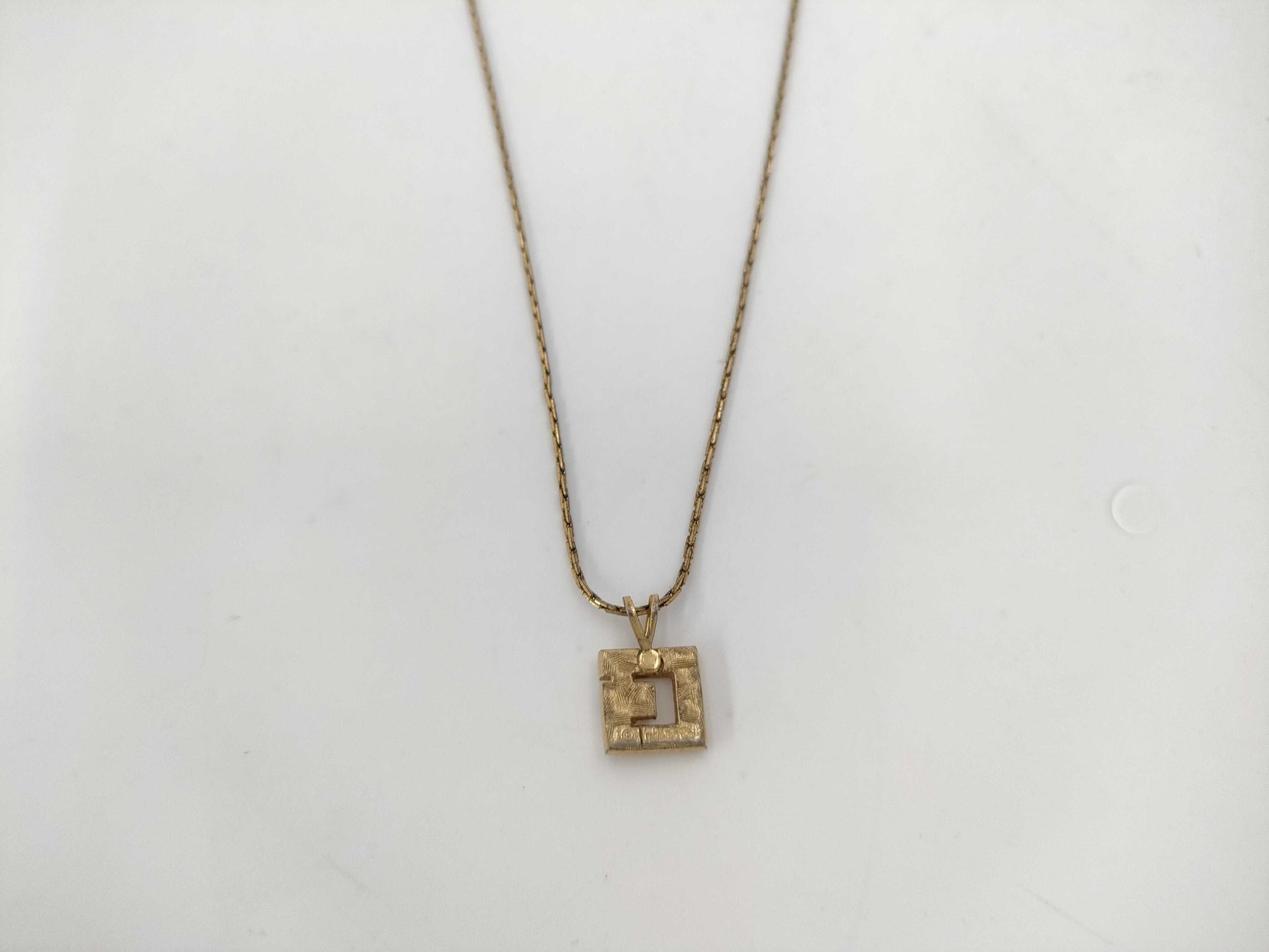 GIVENCHY Givenchy Necklace Necklace