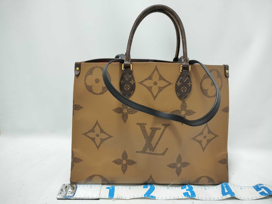 LOUIS VUITTON Louis Vuitton Giant On the Go GM Bag Tote Bag