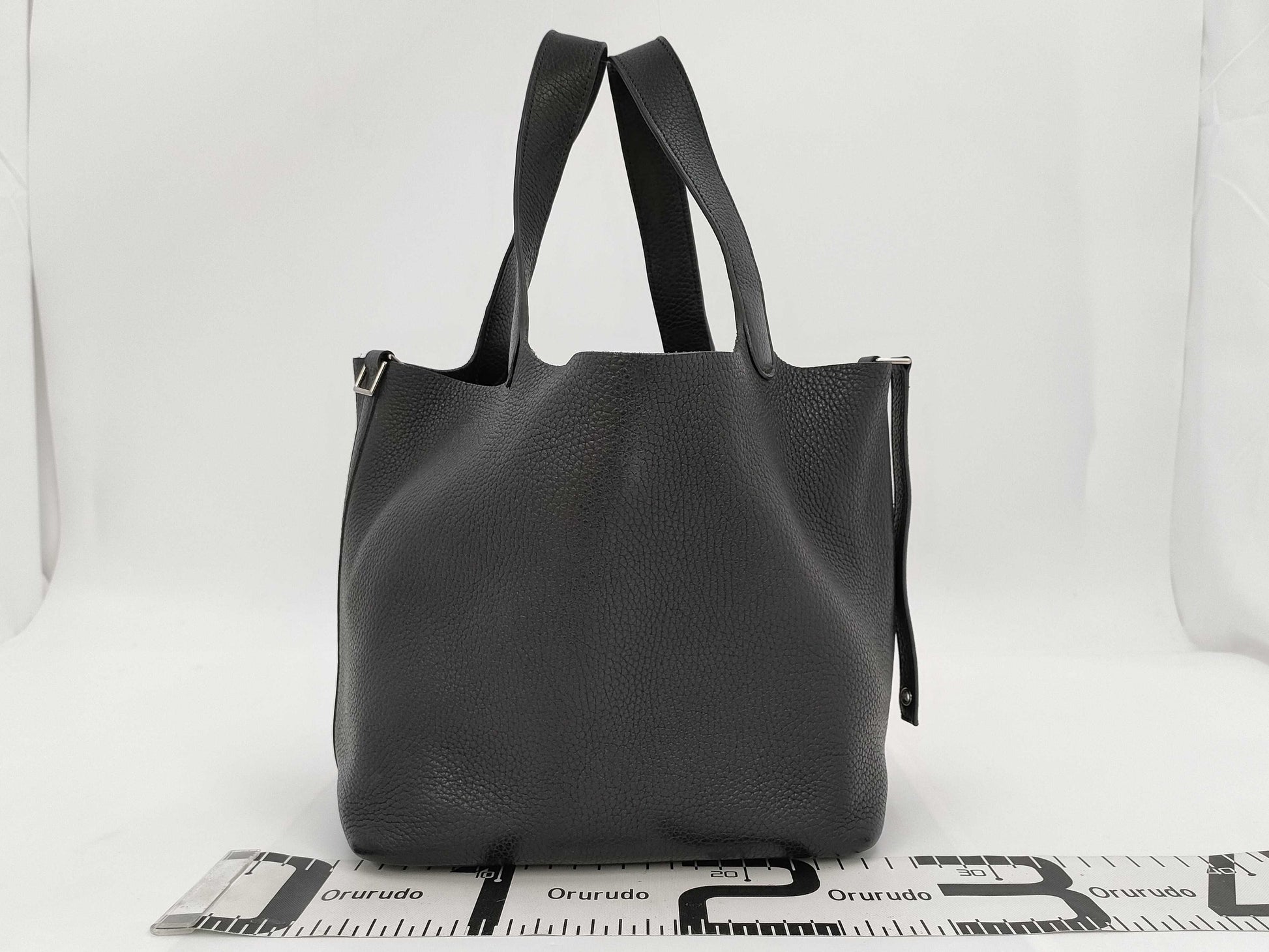 HERMES Picotan 22MM Black Trojan Clemence C-Engraved Handbag