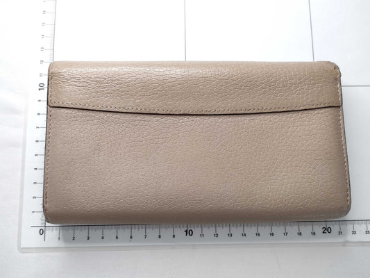 LOUIS VUITTON Vuitton Capucine M61249 MI0290 Wallet