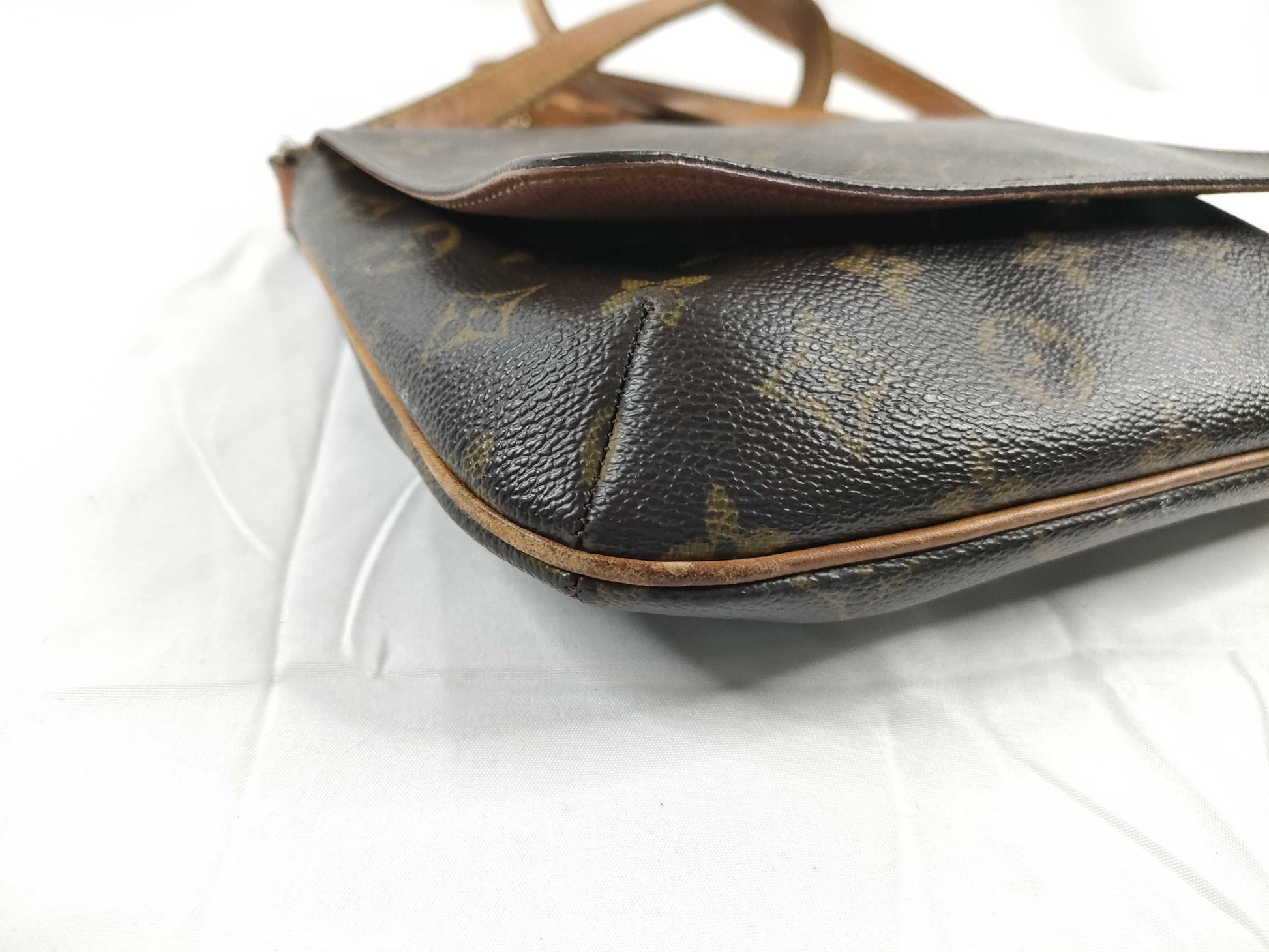 LOUIS VUITTON Monogram Vuitton Tango Monogram Shoulder Bag M51257 LM0093 Shoulder Bag