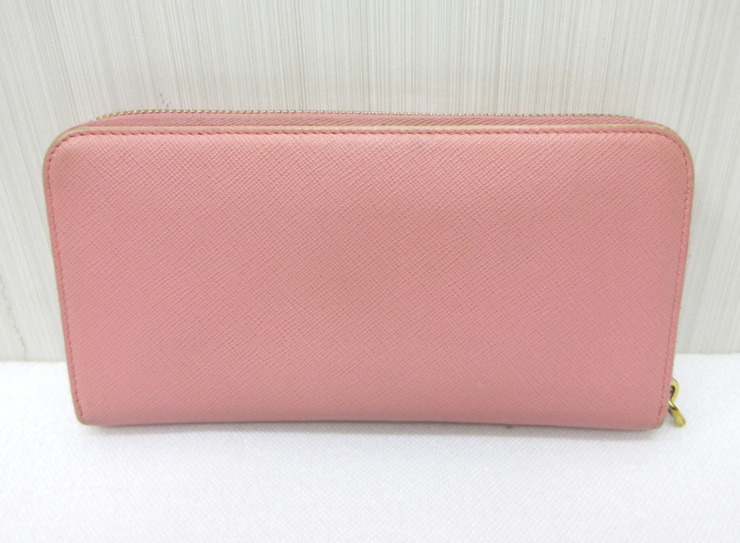 PRADA Prada Saffiano Leather Triangle Plate Pink Round Long Wallet Wallet