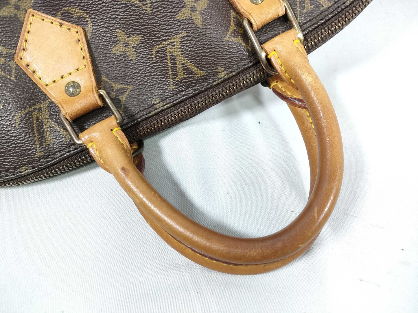 LOUIS VUITTON Monogram Vuitton Monogram ALMA M51130 Handbag Handbag Handbag