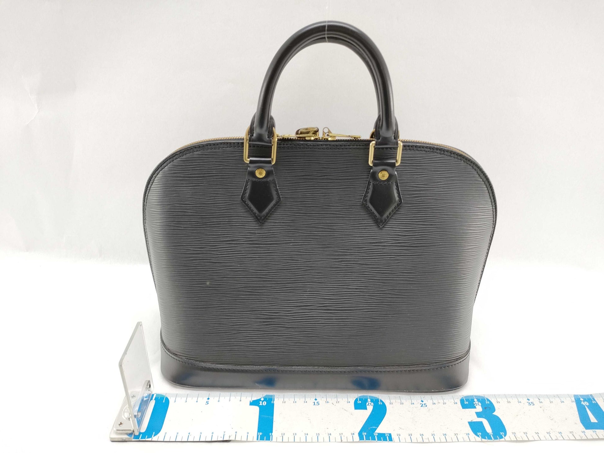 LOUIS VUITTON Epi Vuitton Epi Alma M52142 Black Handbag Handbag