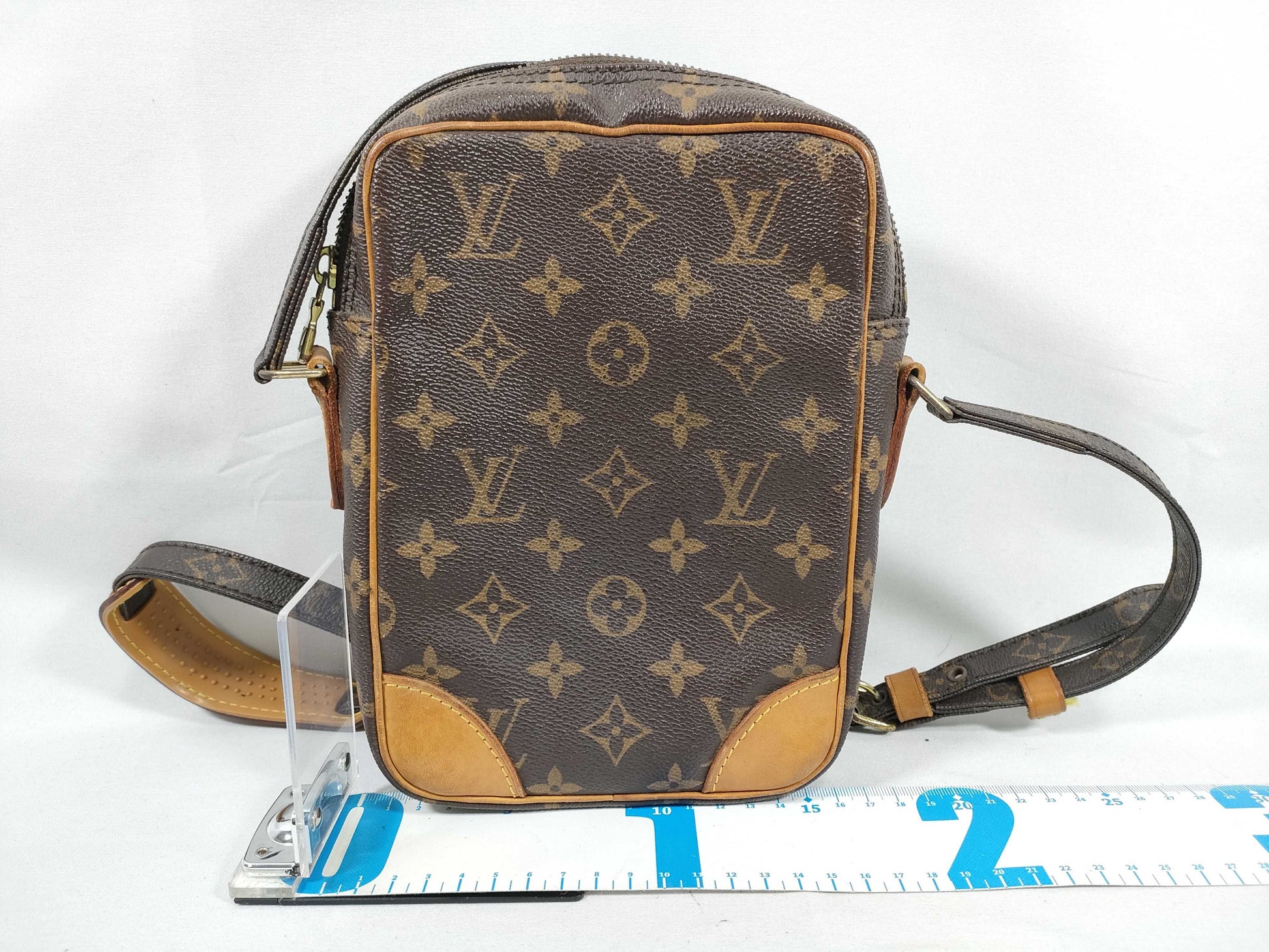 LOUIS VUITTON Monogram Vuitton Monogram Danube Shoulder Bag M45266 Shoulder Bag