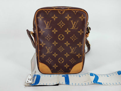 LOUIS VUITTON Monogram Vuitton Monogram Amazon M45236 TH0073 Shoulder Bag