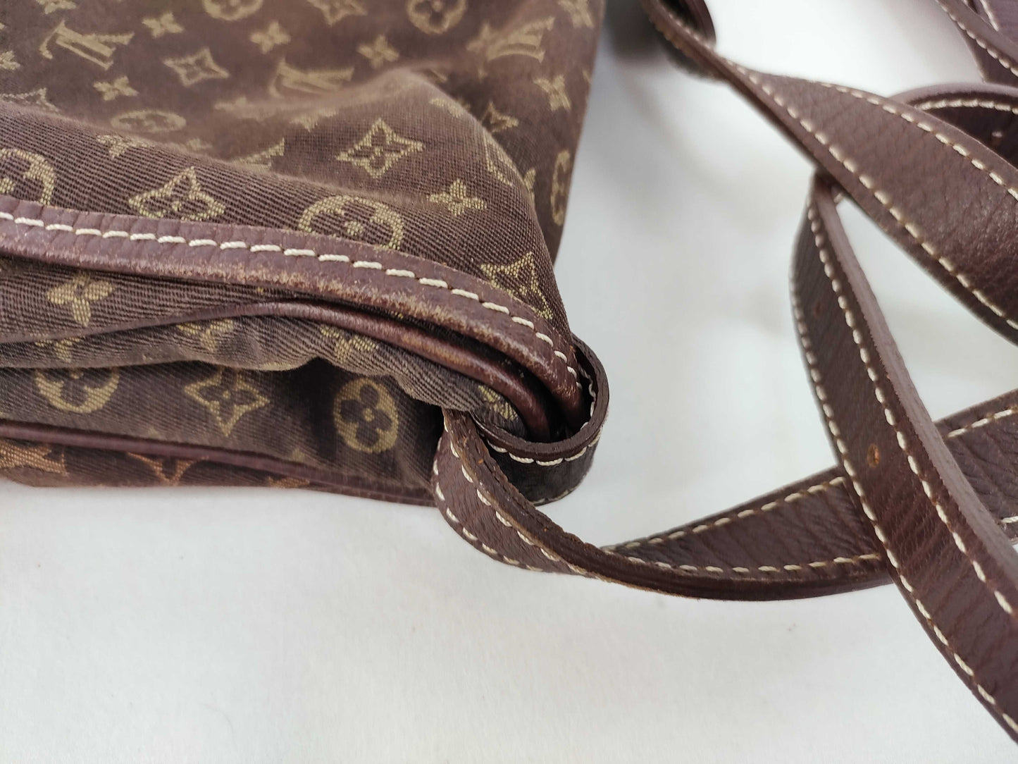 LOUIS VUITTON Monogram Vuitton Monogram Mini Run Saumur 30 M95227 MB1026 Shoulder Bag