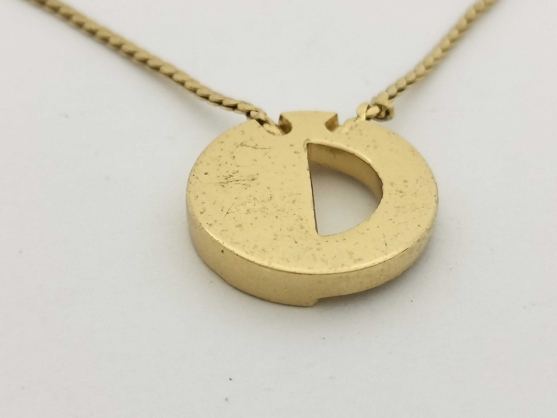Dior Circle Necklace