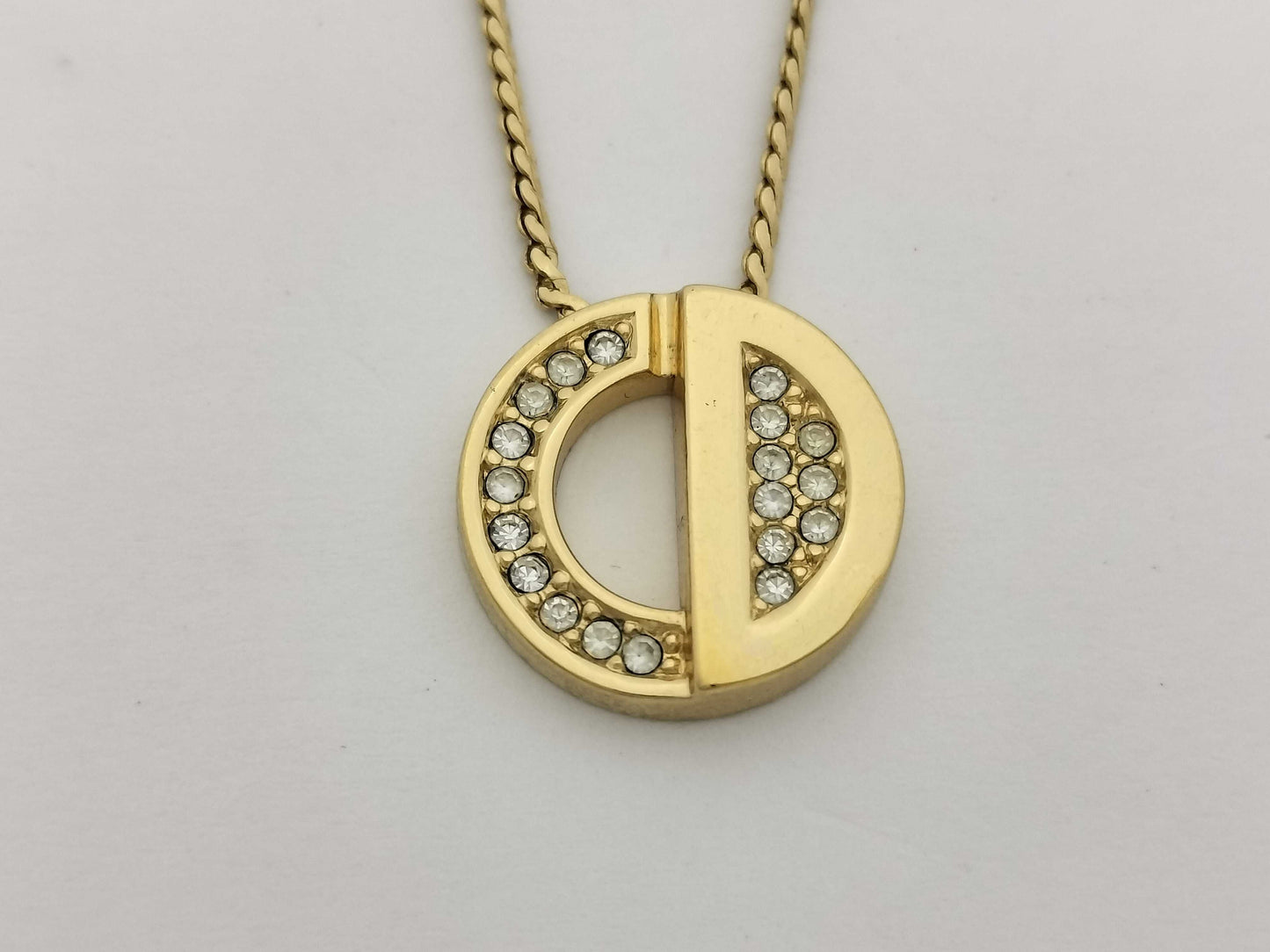 Dior Circle Necklace