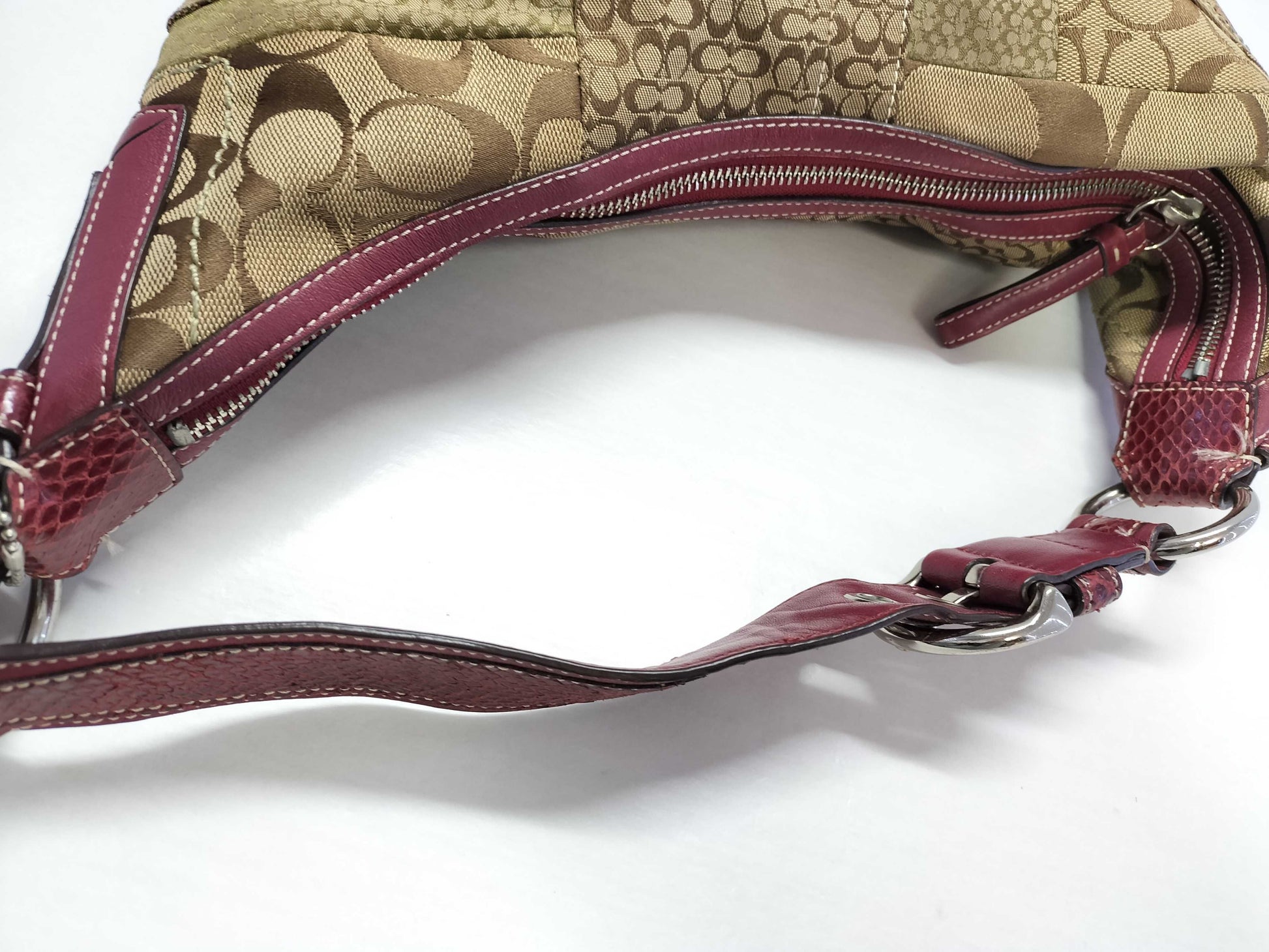 COACH Signature Coach Bag Shoulder Bag