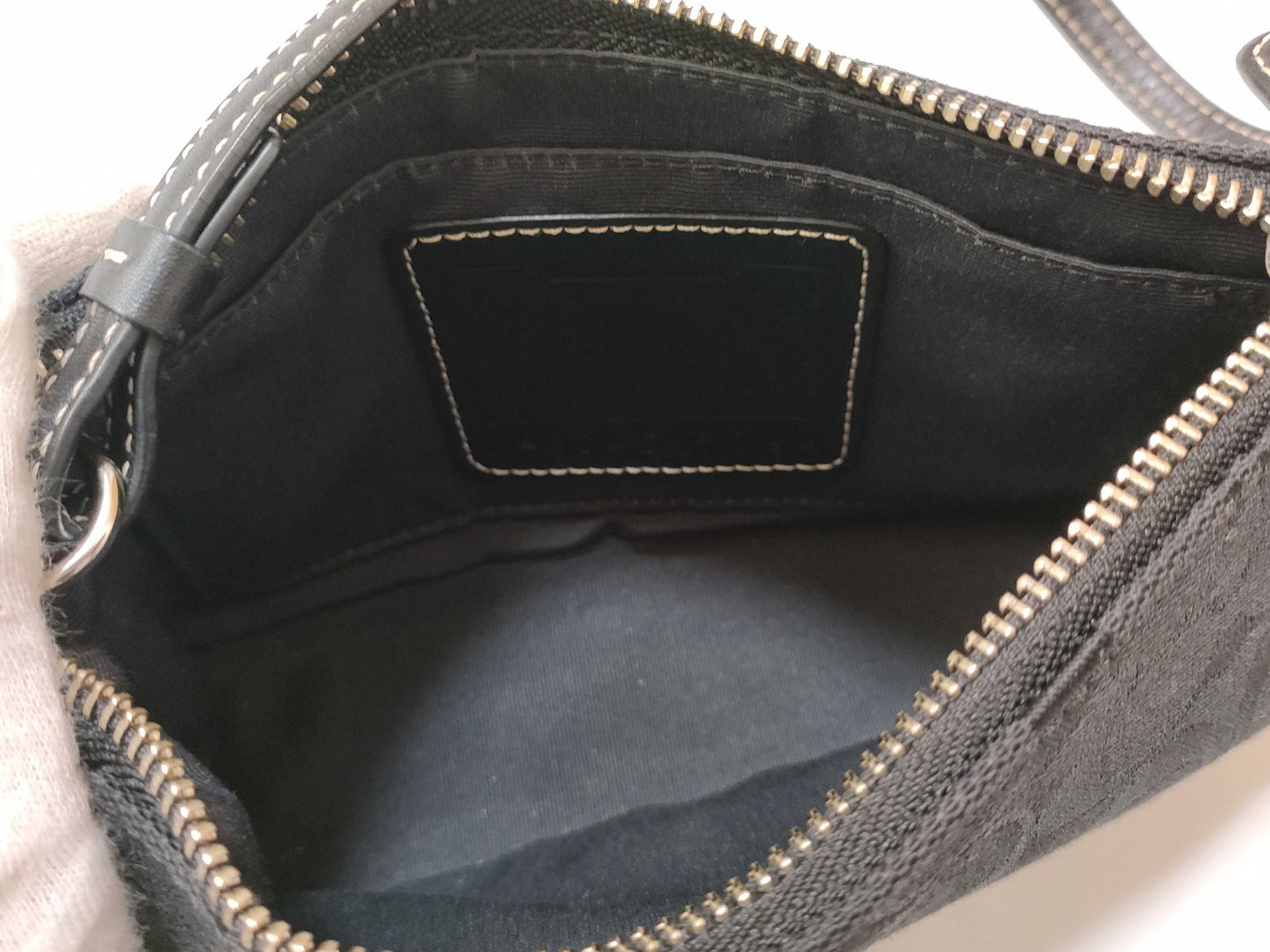 COACH Signature Coach Accessory Pouch 3-Piece Set Bag