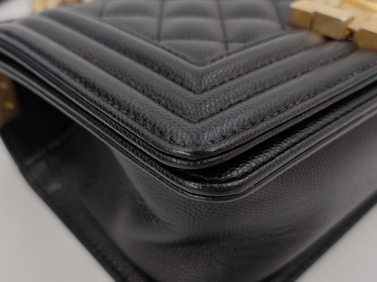 CHANEL Caviar Skin Boy Chanel Small G Hardware Chain Shoulder Bag Black 29th Series Shoulder Bag