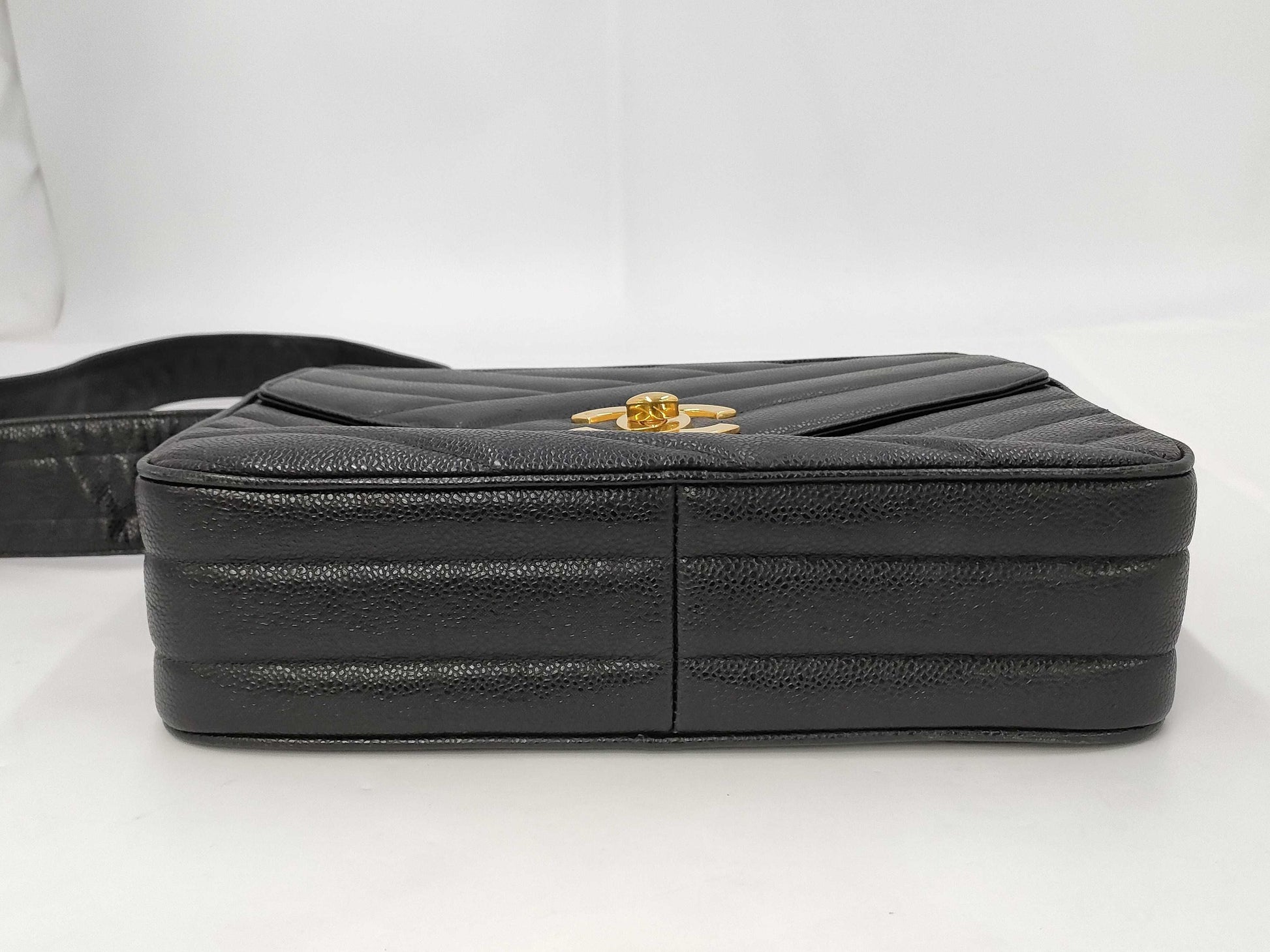 CHANEL CHANEL Shoulder Bag Black Gold Fittings/Coco Ball Caviar Skin Seal Shoulder Bag